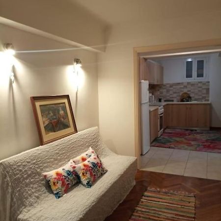 Romantic Apartment Ideal For Women! Atina Dış mekan fotoğraf