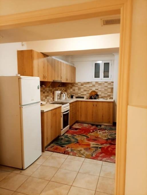 Romantic Apartment Ideal For Women! Atina Dış mekan fotoğraf