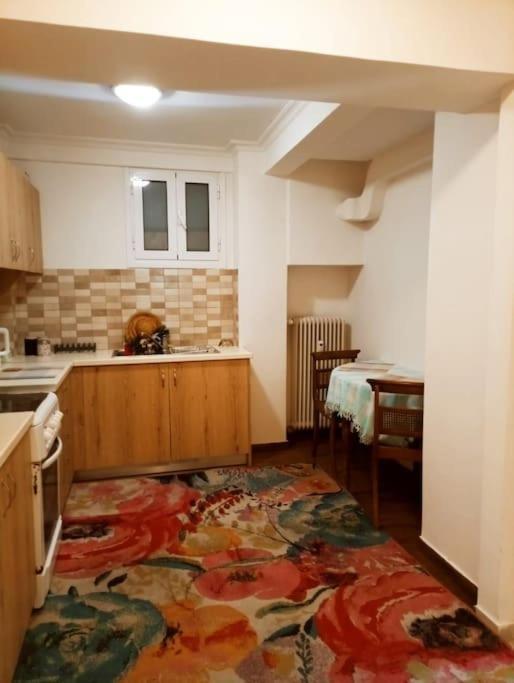 Romantic Apartment Ideal For Women! Atina Dış mekan fotoğraf