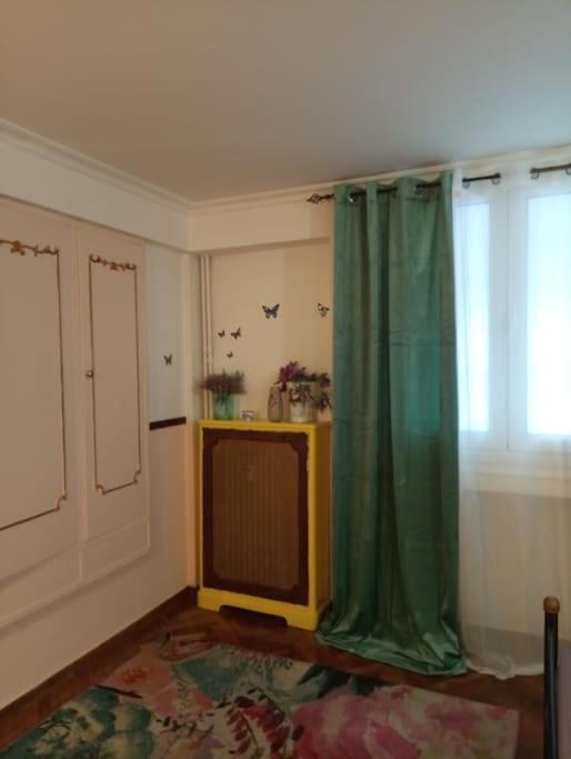 Romantic Apartment Ideal For Women! Atina Dış mekan fotoğraf