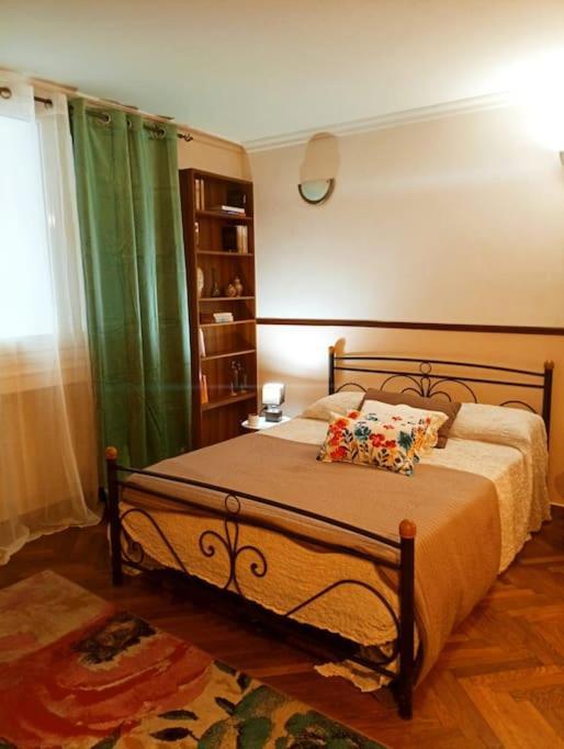 Romantic Apartment Ideal For Women! Atina Dış mekan fotoğraf