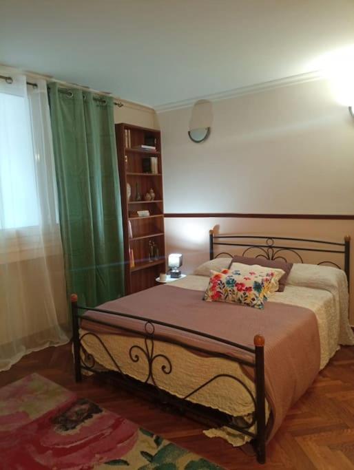 Romantic Apartment Ideal For Women! Atina Dış mekan fotoğraf