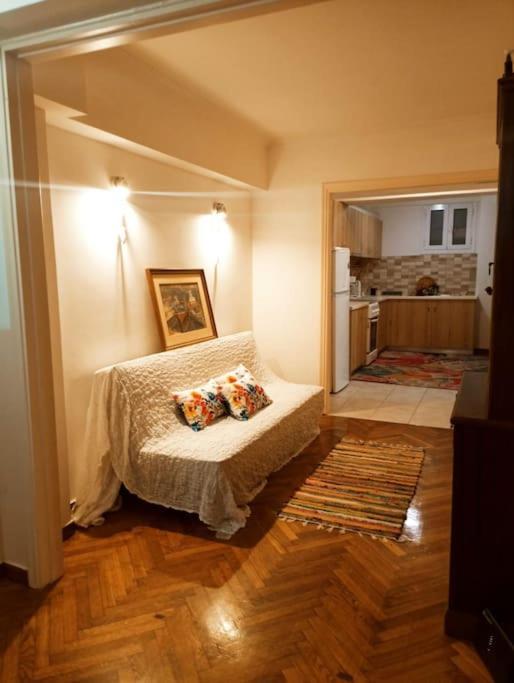 Romantic Apartment Ideal For Women! Atina Dış mekan fotoğraf